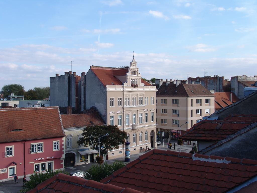 Luna City Apartman Apartment Sopron Luaran gambar