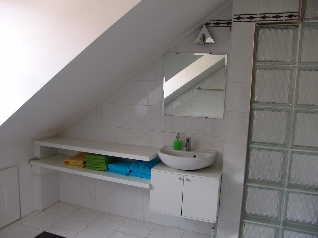 Luna City Apartman Apartment Sopron Luaran gambar