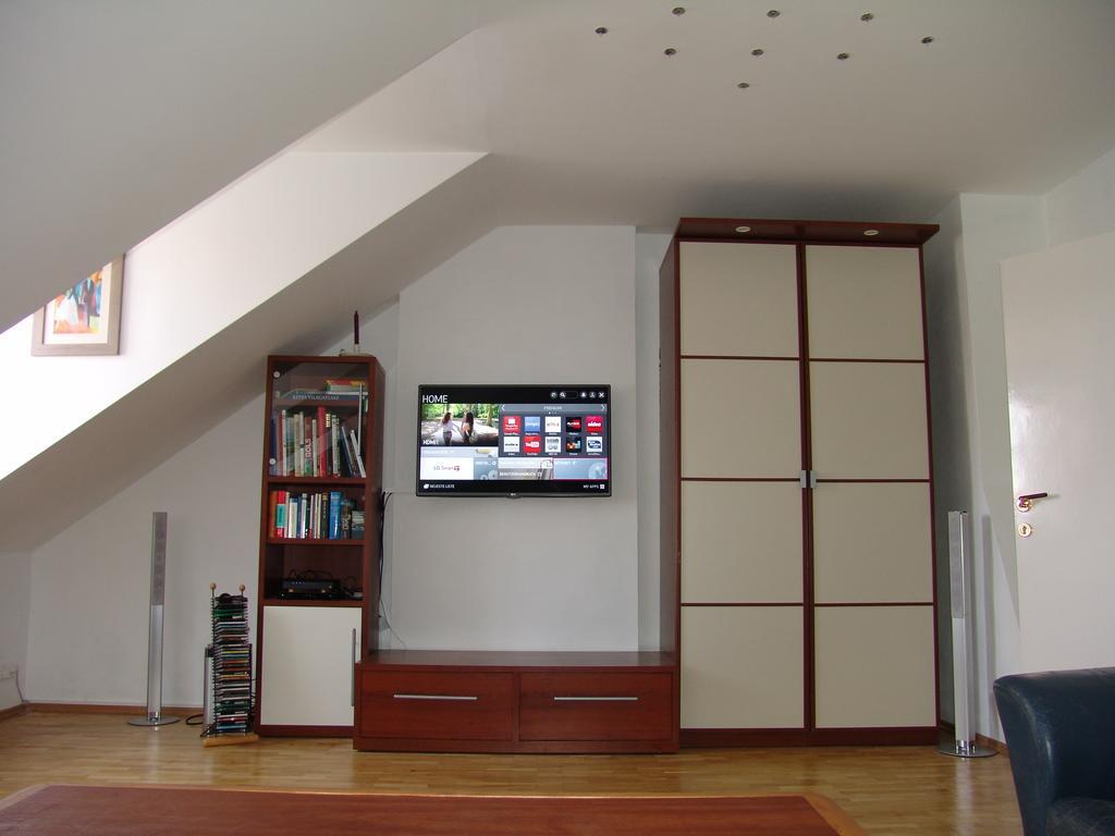 Luna City Apartman Apartment Sopron Luaran gambar