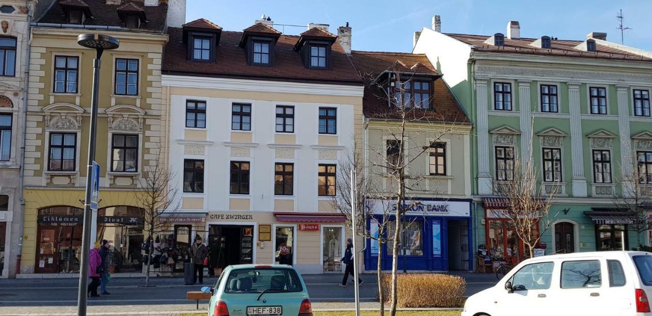 Luna City Apartman Apartment Sopron Luaran gambar